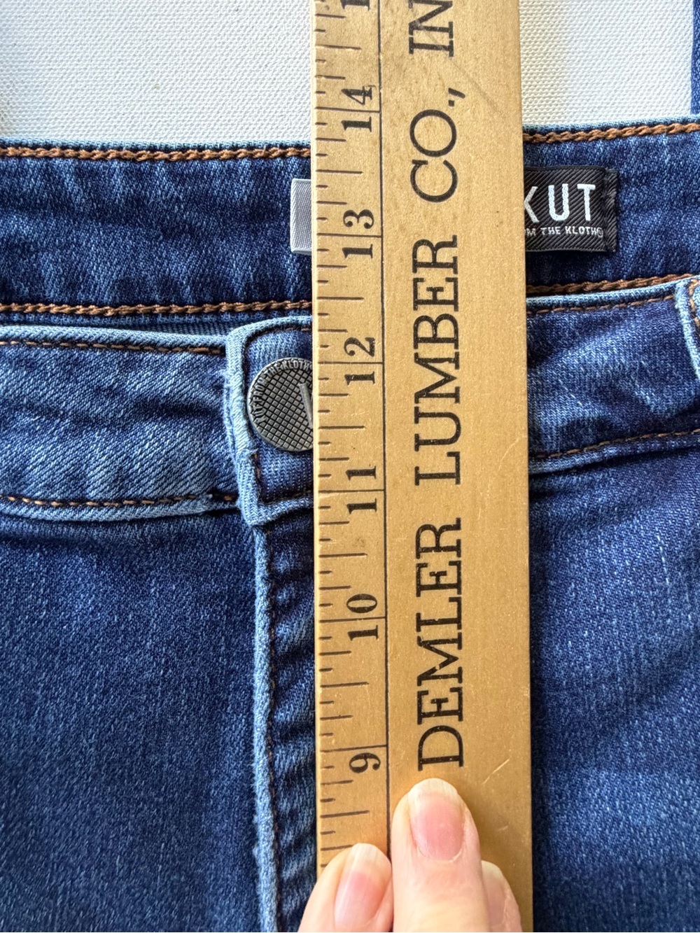 Kut from the Kloth Elizabeth High Waist Ankle Jeans - Picture 9 of 13